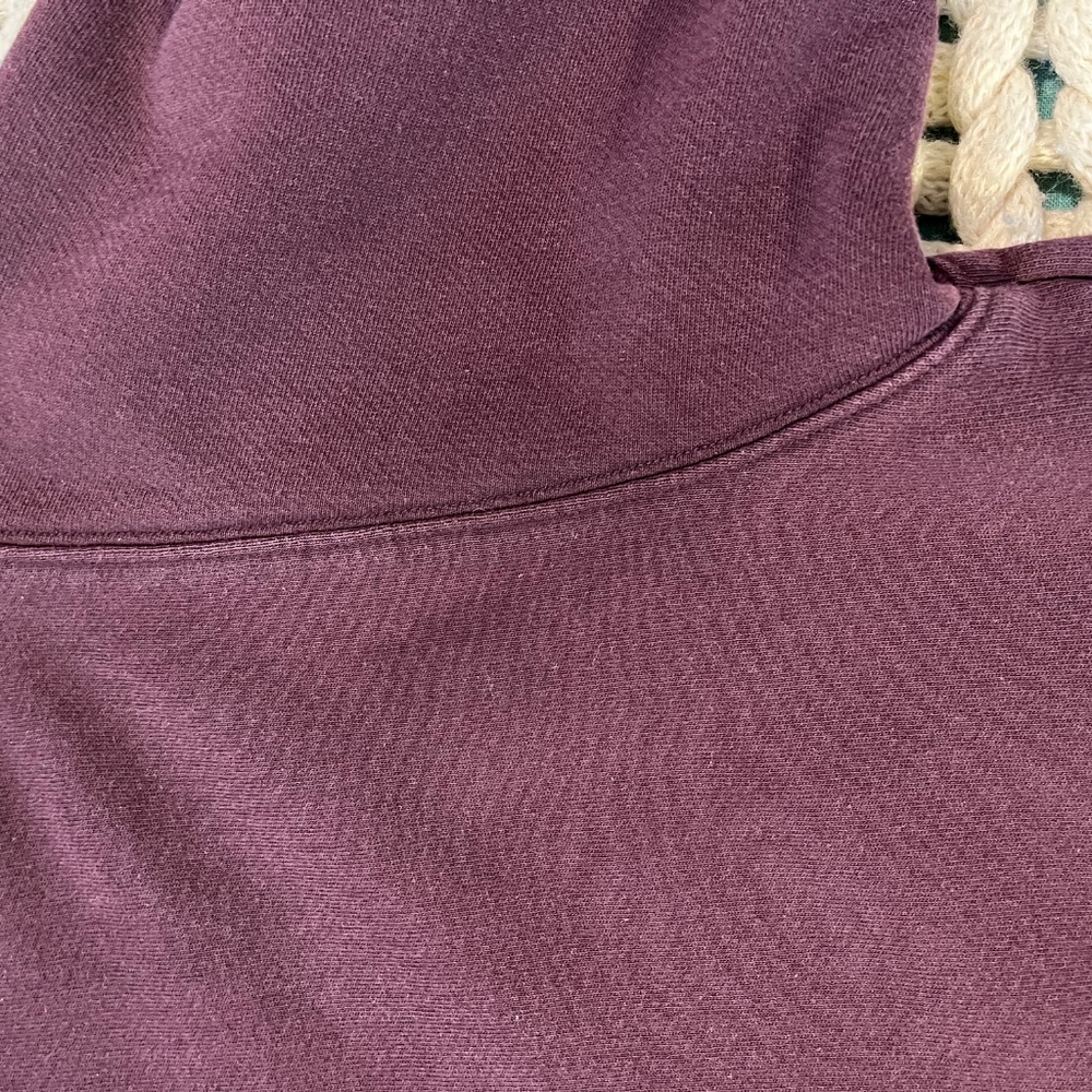 Still Here NYC sweatshirt - Picture 5 of 9
